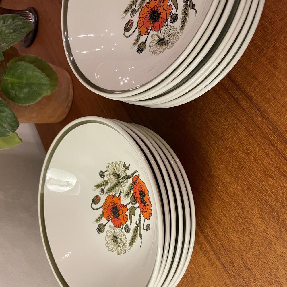 Vintage J&G Meakin Poppy Soup Cereal Bowls – Price Per Bowl – Excellent Cond.